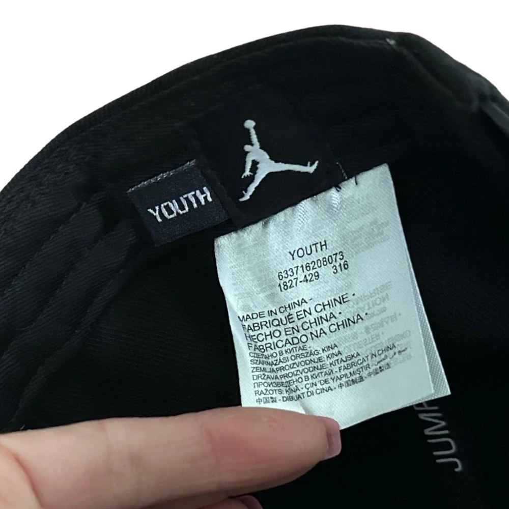Nike Air Jordan Youth Snapback Hat Black Gold Speckled Jumpman Flat Bill Cap